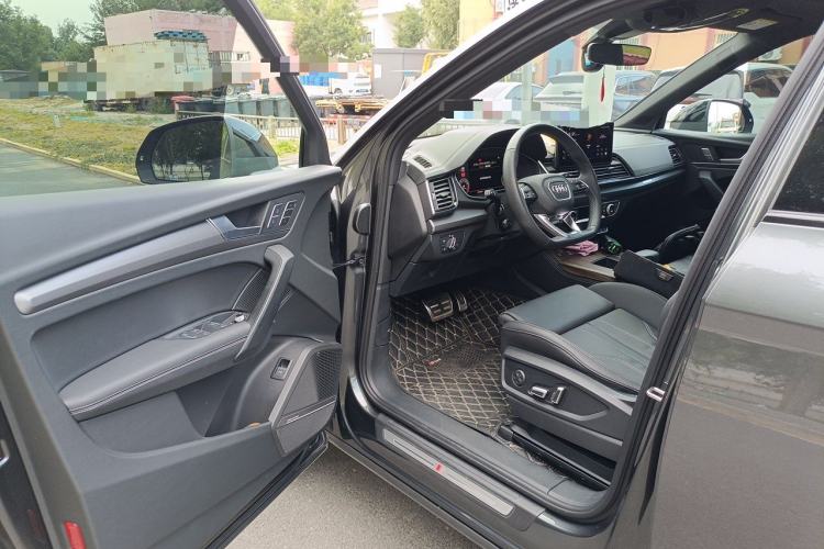 Used Audi Q5L 2024 45 TFSI Luxury Dynamic Model Driver Seat