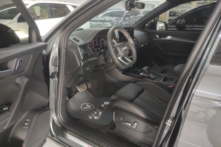 Used Audi Q5L 2024 40 TFSI Luxury Dynamic Edition Driver Seat