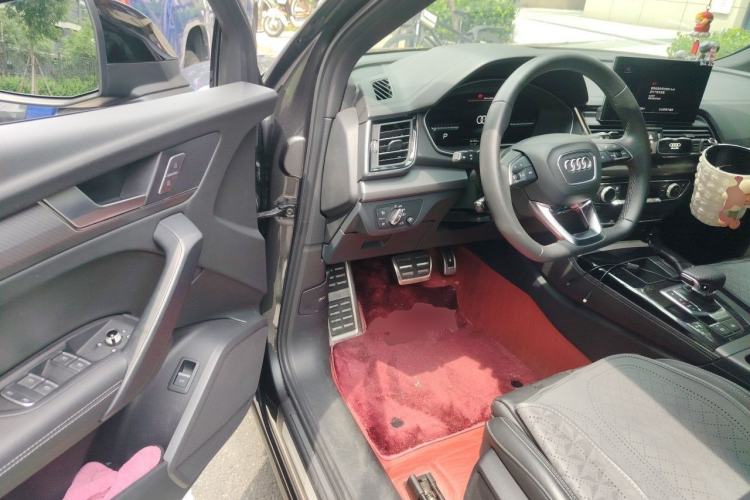 Used Audi Q5L 2024 40 TFSI Luxury Dynamic Edition Driver Seat