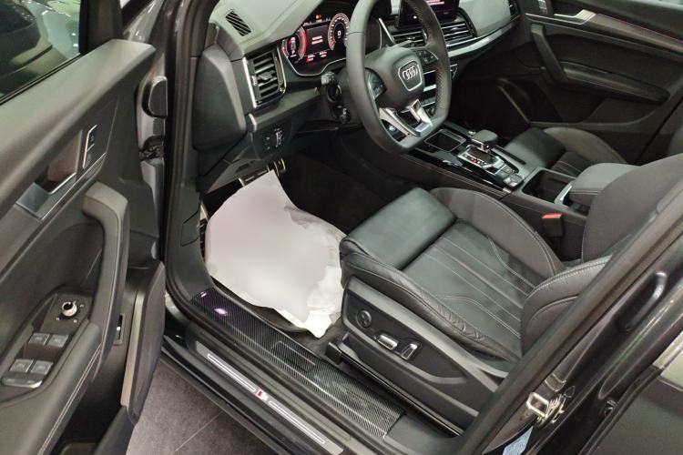 Used Audi Q5L 2024 40 TFSI Luxury Dynamic Edition Driver Seat