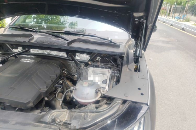 Used Audi Q5L 2024 40 TFSI Luxury Dynamic Edition Engine Bay Left