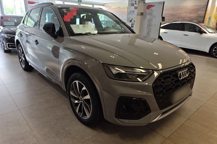 Used Audi Q5L 2024 40 TFSI Luxury Dynamic Edition Front Right 45 Deg