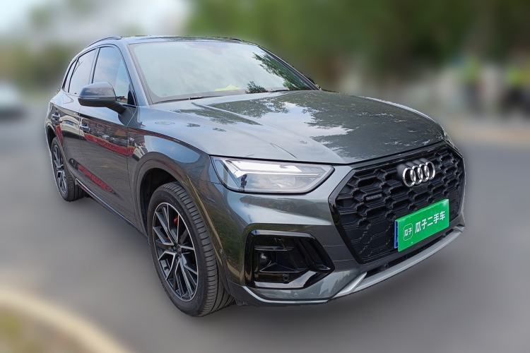 Used Audi Q5L 2024 45 TFSI Luxury Dynamic Model Front Right 45 Deg