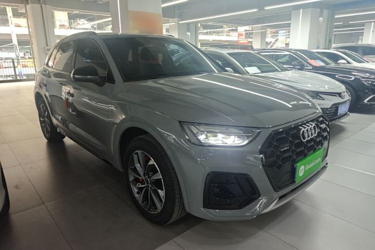 Used Audi Q5L 2024 40 TFSI Luxury Dynamic Edition Front Right 45 Deg