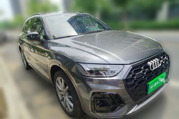 Used Audi Q5L 2024 40 TFSI Luxury Dynamic Edition Front Right 45 Deg