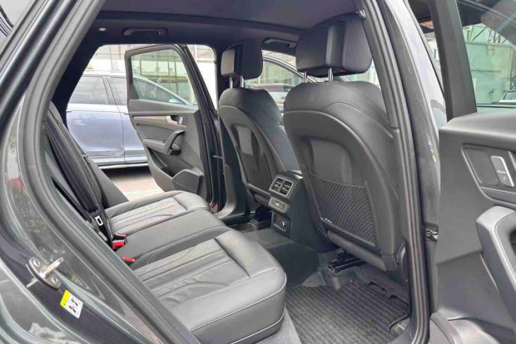 Used Audi Q5L 2024 40 TFSI Luxury Dynamic Edition Interior 4