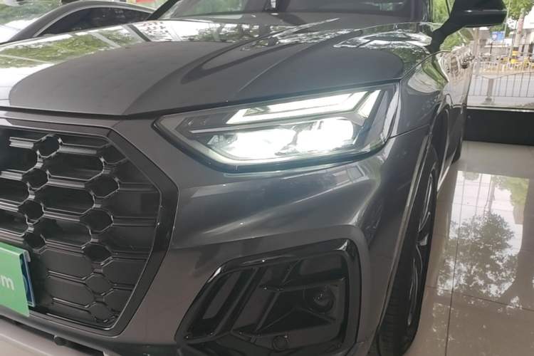 Used Audi Q5L 2024 40 TFSI Luxury Dynamic Edition Left Front Headlight