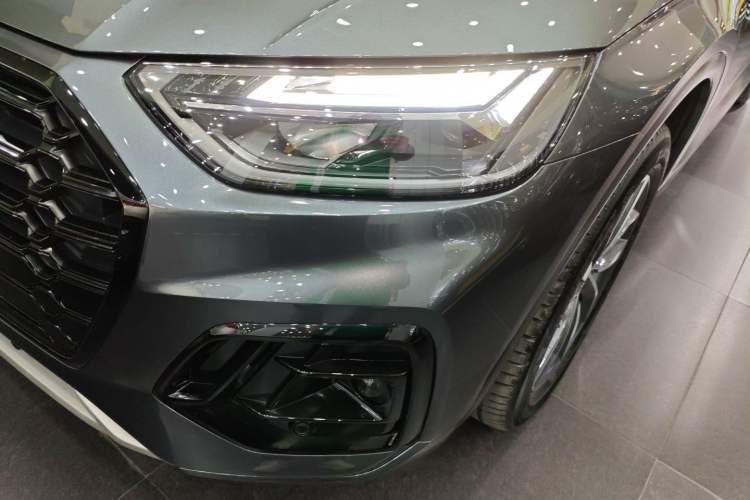 Used Audi Q5L 2024 40 TFSI Luxury Dynamic Edition Left Front Headlight