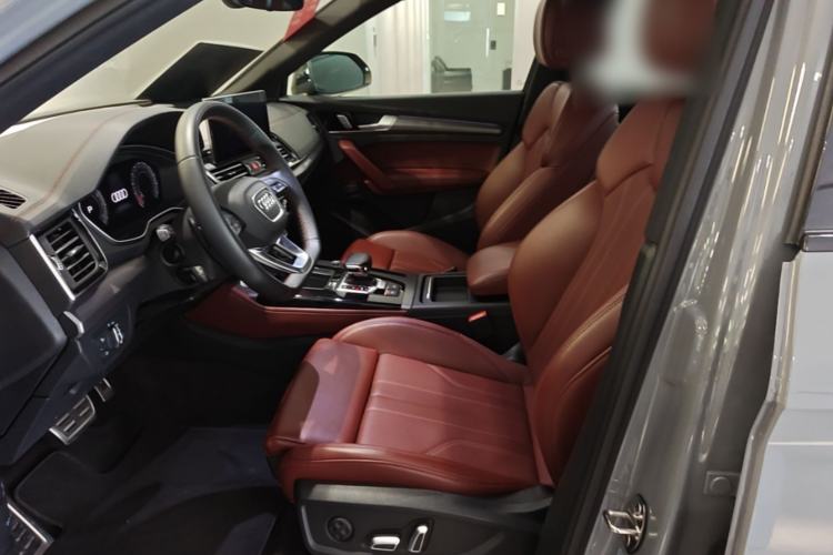 Used Audi Q5L 2024 40 TFSI Luxury Dynamic Edition Left Front Seat