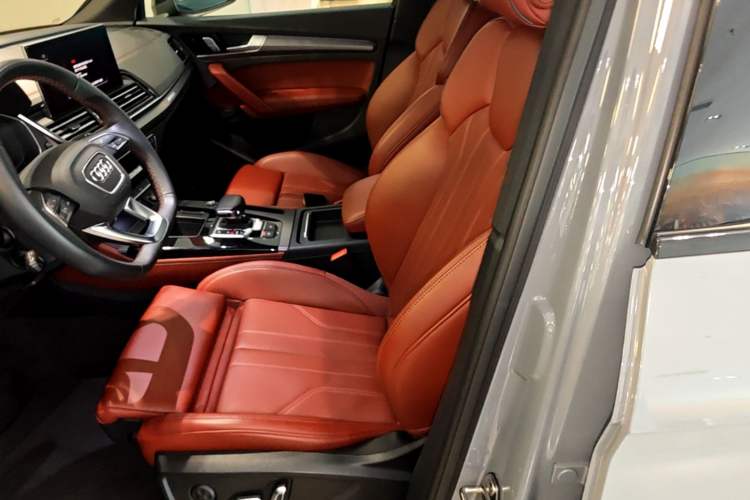 Used Audi Q5L 2024 40 TFSI Luxury Dynamic Edition Left Front Seat
