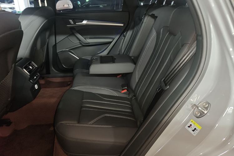 Used Audi Q5L 2024 40 TFSI Luxury Dynamic Edition Left Rear Seat