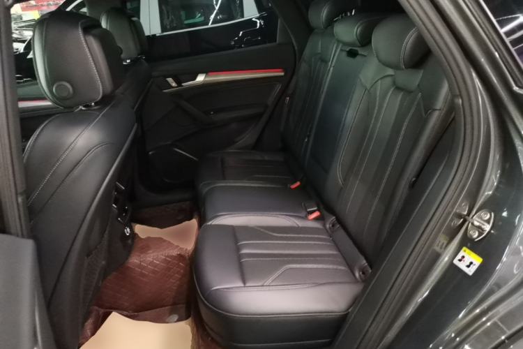 Used Audi Q5L 2024 40 TFSI Luxury Dynamic Edition Left Rear Seat