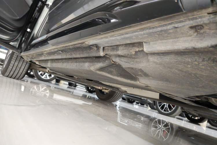 Used Audi Q5L 2024 40 TFSI Luxury Dynamic Edition Left Side Sill