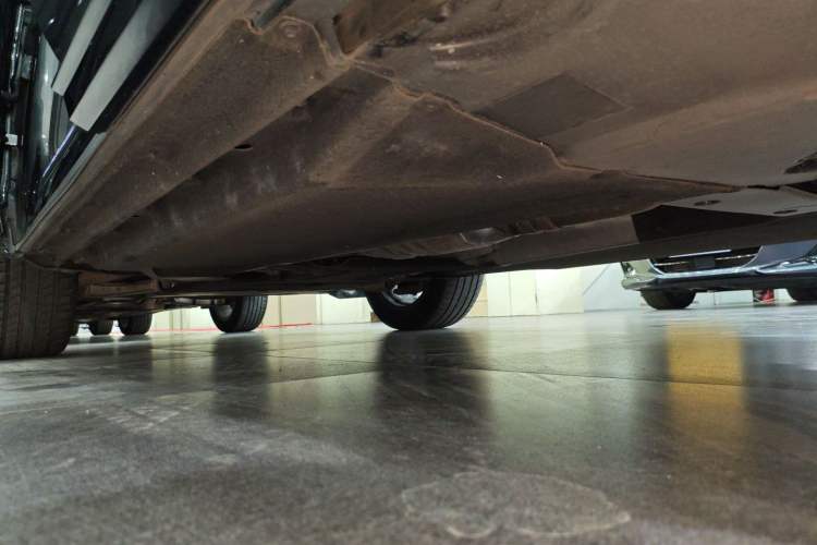 Used Audi Q5L 2024 40 TFSI Luxury Dynamic Edition Left Side Sill