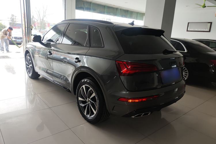 Used Audi Q5L 2024 40 TFSI Fashion Dynamic Model Rear Left 45 Deg