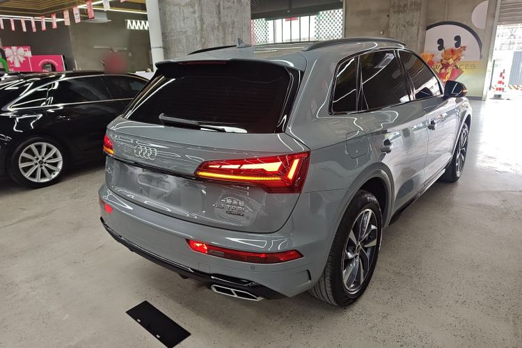 Used Audi Q5L 2024 40 TFSI Luxury Dynamic Edition Rear Right 45 Deg