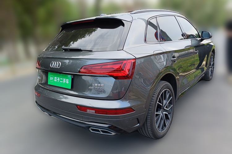 Used Audi Q5L 2024 45 TFSI Luxury Dynamic Model Rear Right 45 Deg