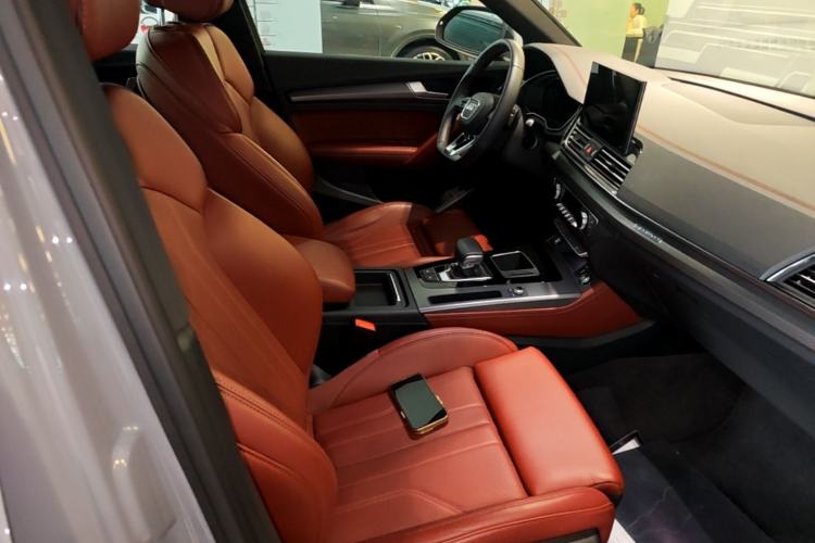 Used Audi Q5L 2024 40 TFSI Luxury Dynamic Edition Right Front Seat