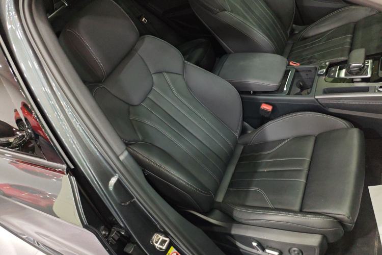 Used Audi Q5L 2024 40 TFSI Luxury Dynamic Edition Right Front Seat