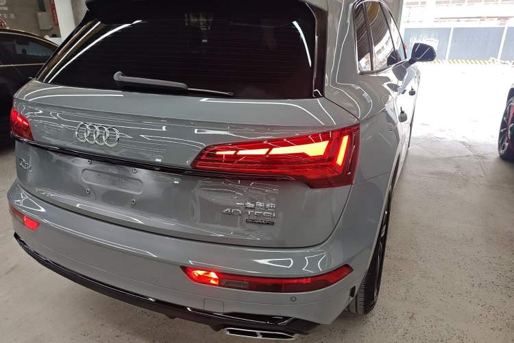 Used Audi Q5L 2024 40 TFSI Luxury Dynamic Edition Right Rear Taillight