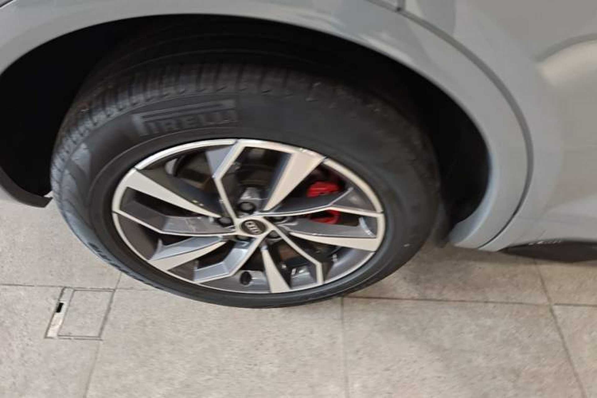 Used Audi Q5L 2024 40 TFSI Luxury Dynamic Edition Right Rear Wheel Hub