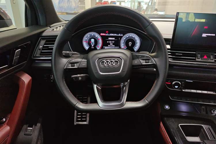 Used Audi Q5L 2024 40 TFSI Luxury Dynamic Edition Steering Wheel