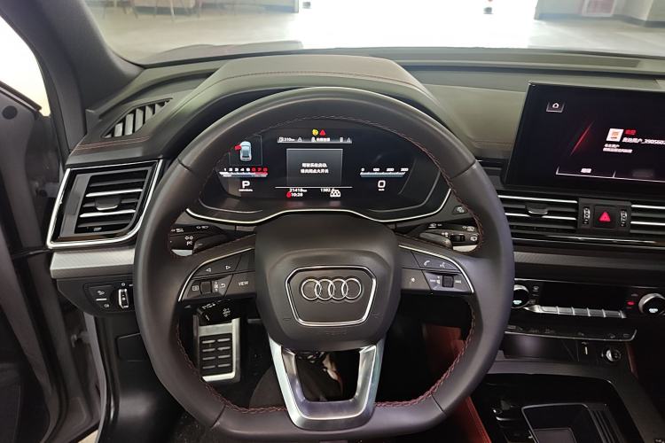 Used Audi Q5L 2024 40 TFSI Luxury Dynamic Edition Steering Wheel