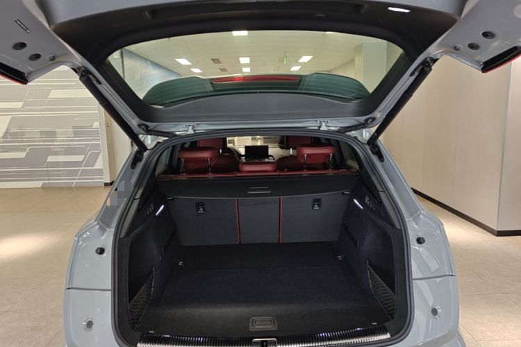 Used Audi Q5L 2024 40 TFSI Luxury Dynamic Edition Trunk