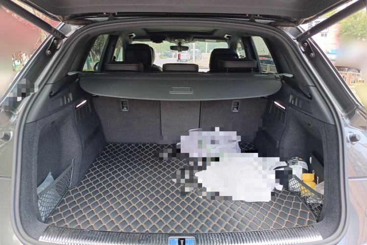 Used Audi Q5L 2024 45 TFSI Luxury Dynamic Model Trunk