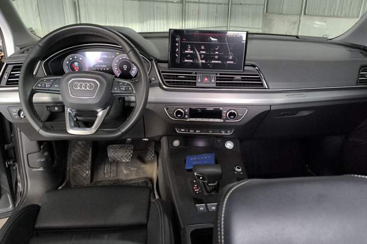 Used Audi Q5L 2024 40 TFSI Fashion Dynamic Model Center Console