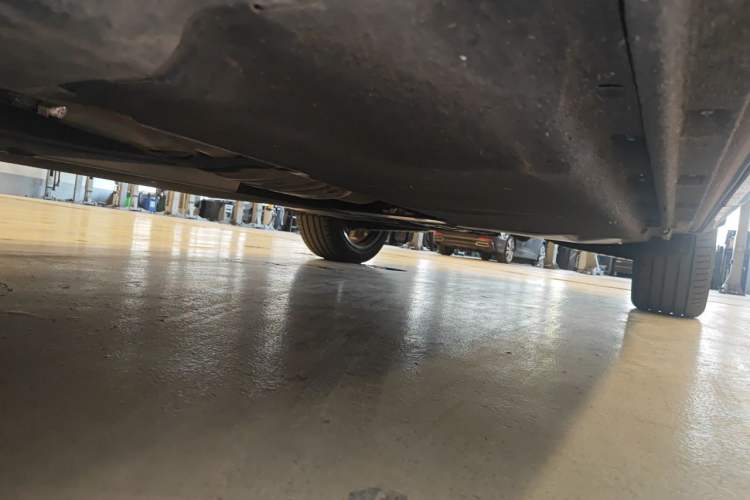 Used Audi Q5L 2024 45 TFSI Luxury Dynamic Model Chassis Front Left