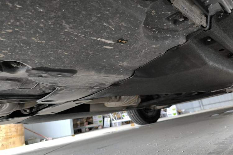 Used Audi Q5L 2024 40 TFSI Fashion Dynamic Model Chassis Rear Right