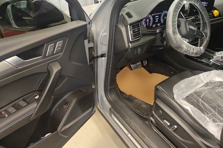Used Audi Q5L 2024 45 TFSI Luxury Dynamic Model Driver Seat