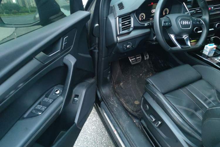 Used Audi Q5L 2024 40 TFSI Luxury Dynamic Edition Driver Seat