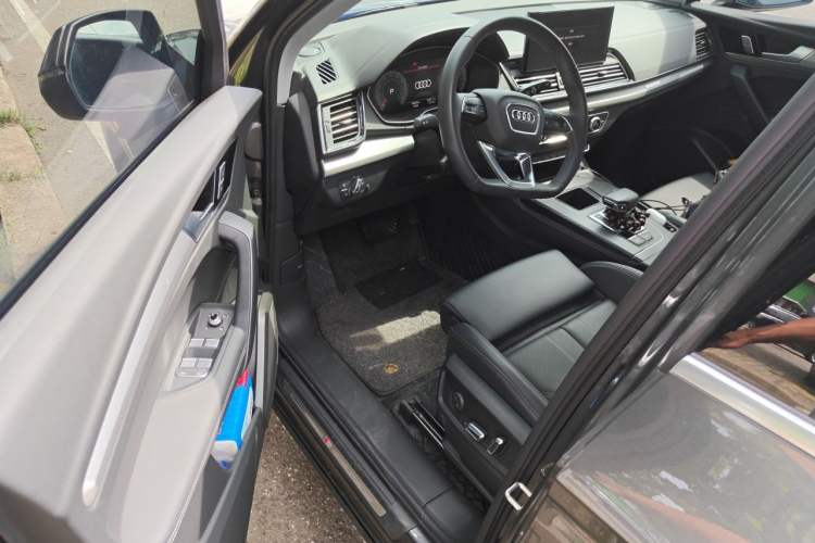 Used Audi Q5L 2024 40 TFSI Fashion Dynamic Model Driver Seat