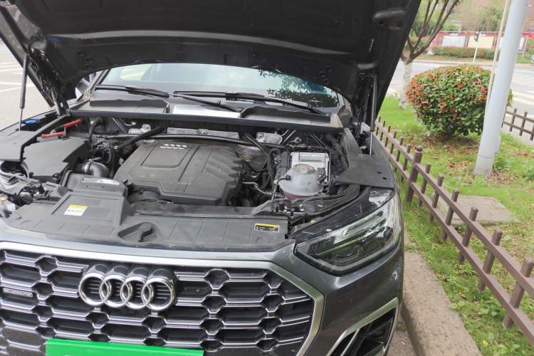Used Audi Q5L 2024 40 TFSI Fashion Dynamic Model Engine Bay Left