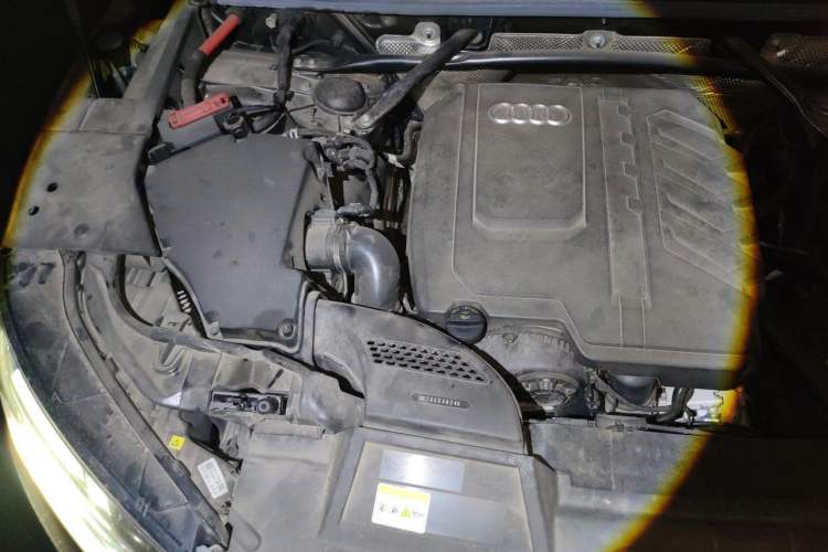 Used Audi Q5L 2024 40 TFSI Luxury Dynamic Edition Engine Bay Right
