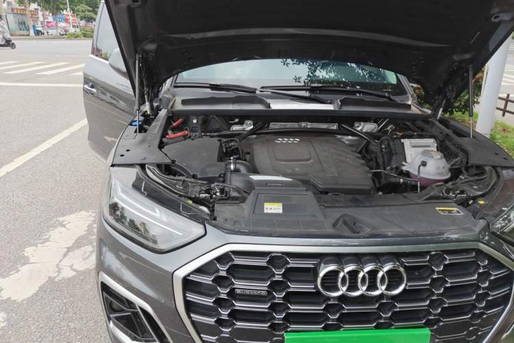 Used Audi Q5L 2024 40 TFSI Fashion Dynamic Model Engine Bay Right