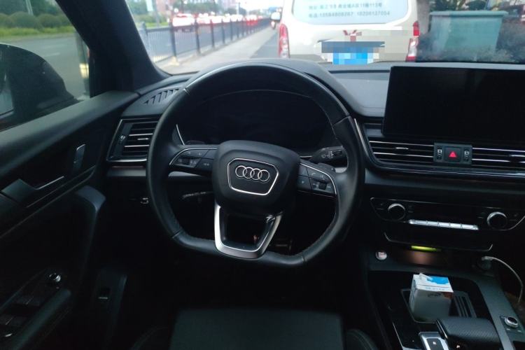 Used Audi Q5L 2024 40 TFSI Luxury Dynamic Edition Steering Wheel