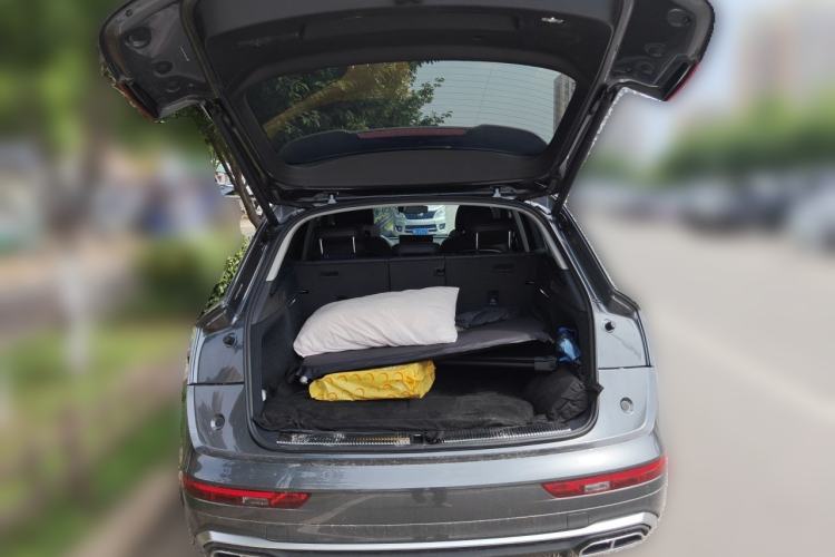 Used Audi Q5L 2024 40 TFSI Fashion Dynamic Model Trunk
