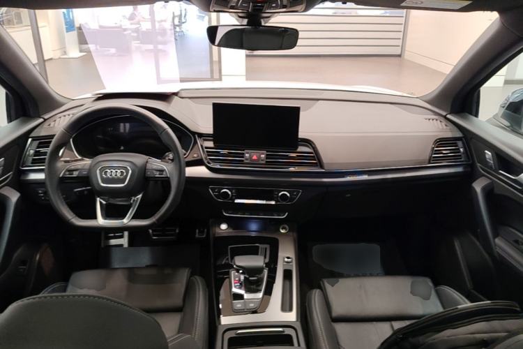 Used Audi Q5L 2024 40 TFSI Luxury Dynamic Edition Center Console