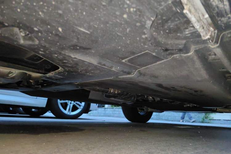 Used Audi Q5L 2024 40 TFSI Fashion Dynamic Model Chassis Rear Right