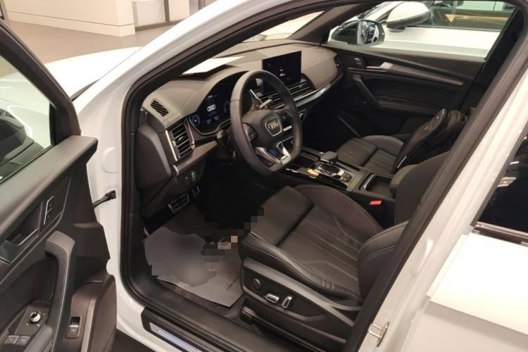Used Audi Q5L 2024 40 TFSI Luxury Dynamic Edition Driver Seat
