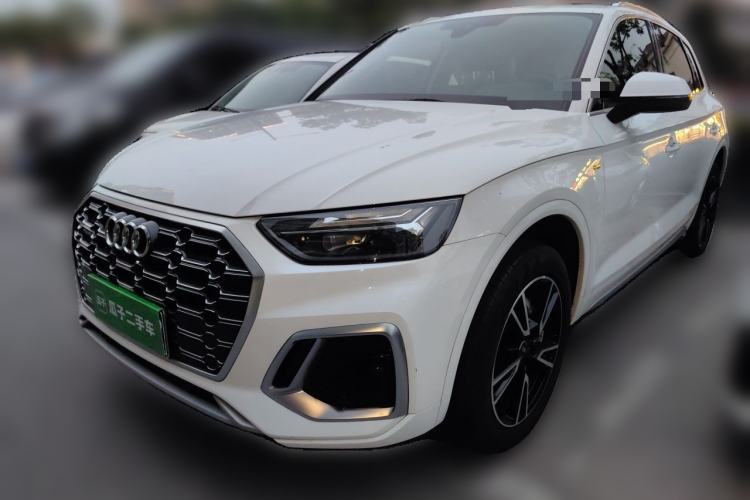 Used Audi Q5L 2024 40 TFSI Fashion Dynamic Model Guazi used car, China used car export, Used car for sale, Used cars, Cheapest cars for sale