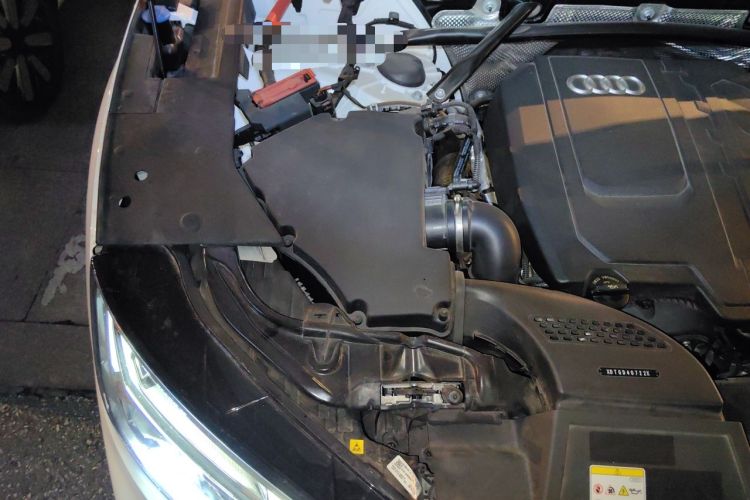 Used Audi Q5L 2024 40 TFSI Fashion Dynamic Model Engine Bay Right