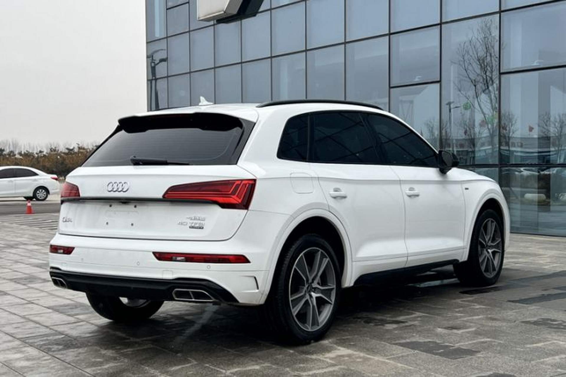 Used Audi Q5L 2024 40 TFSI Luxury Dynamic Edition Exterior 3