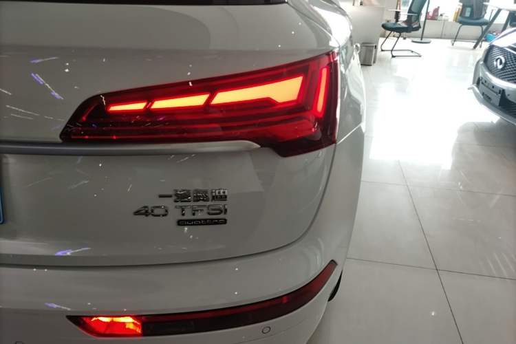 Used Audi Q5L 2024 40 TFSI Fashion Dynamic Model Exterior 3