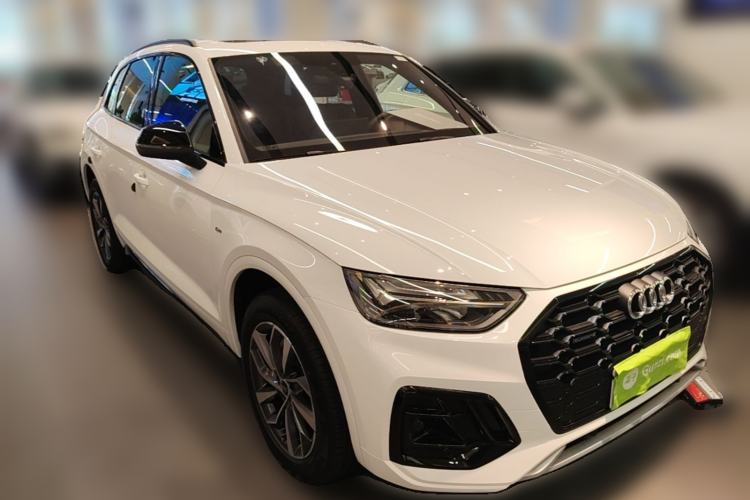 Used Audi Q5L 2024 40 TFSI Luxury Dynamic Edition Front Right 45 Deg