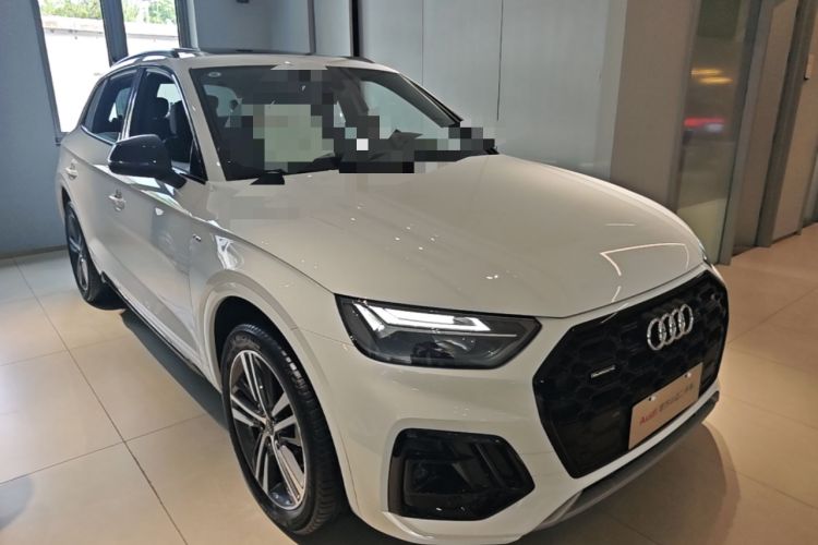 Used Audi Q5L 2024 40 TFSI Fashion Dynamic Model Front Right 45 Deg