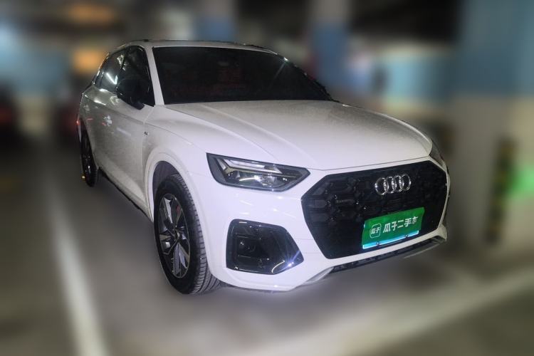 Used Audi Q5L 2024 40 TFSI Luxury Dynamic Edition Front Right 45 Deg